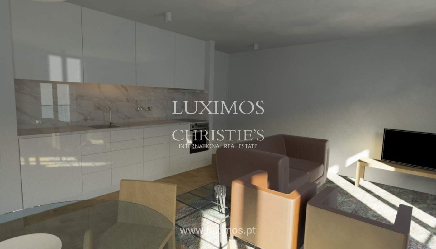 Sale of building with approved project, in downtown Porto, Portugal_101096