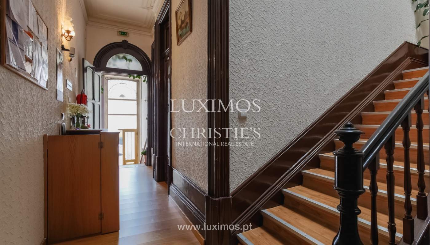 Sale of house in central location, Boavista, Porto, Portugal_101115