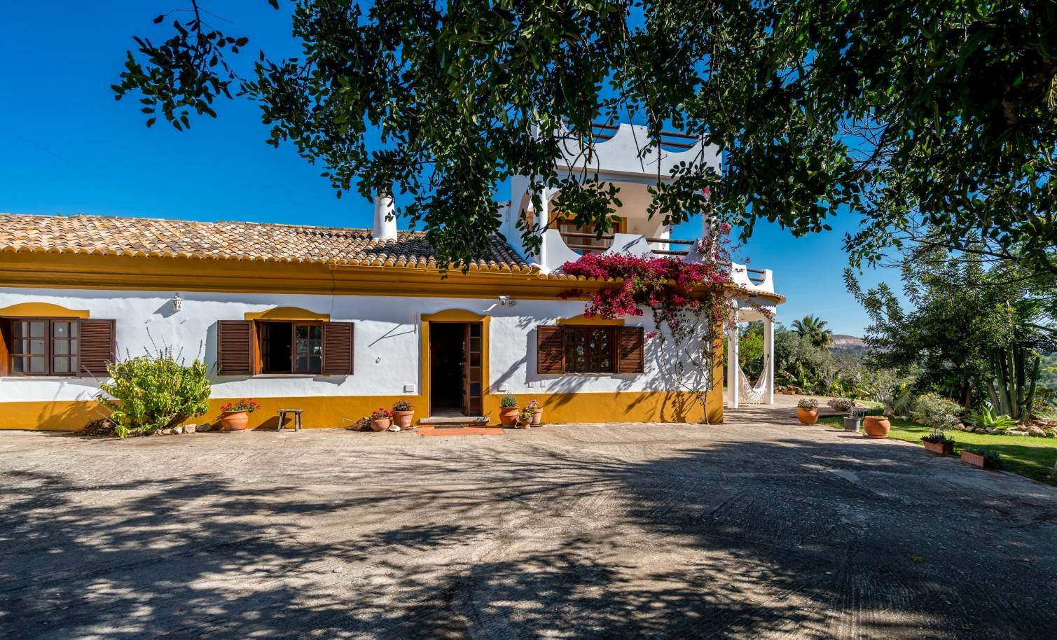 Sale of villa with sea view near Boliqueime, Loulé, Algarve, Portugal_101629