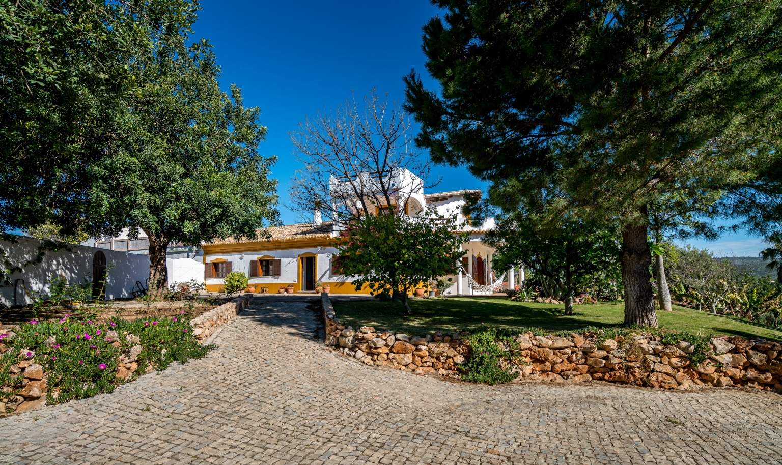 Sale of villa with sea view near Boliqueime, Loulé, Algarve, Portugal_101633
