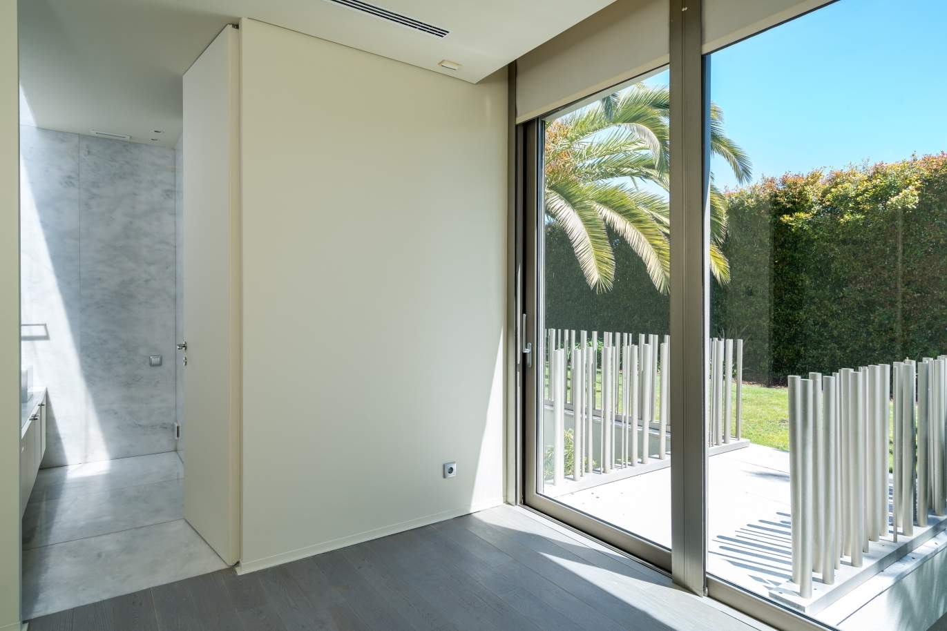 Villa de luxe moderne à vendre avec piscine  à Alvor, Algarve,Portugal_102619