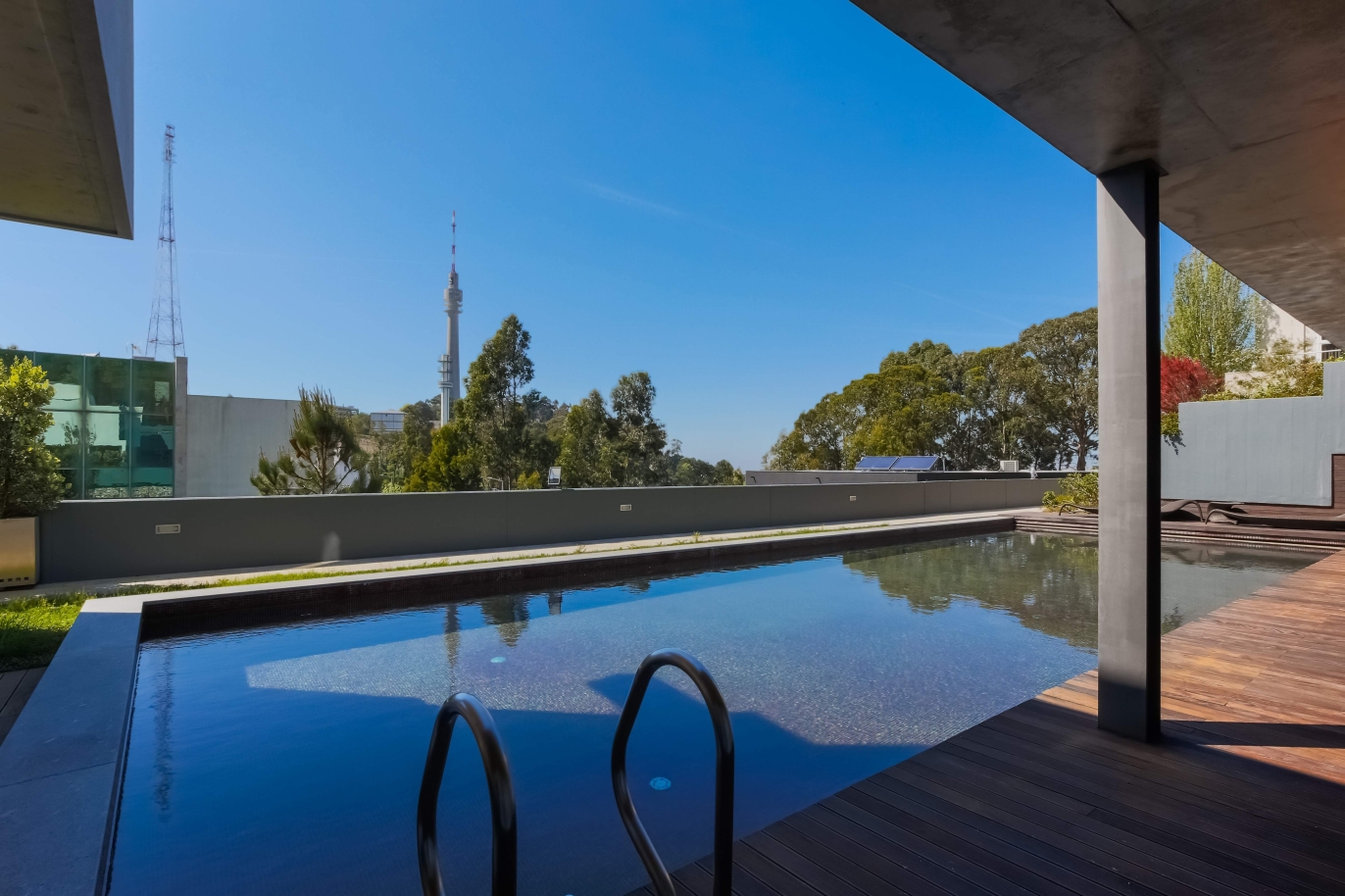 Venda moradia de alto padrão com piscina e jardim, V.N. Gaia, Portugal_103562