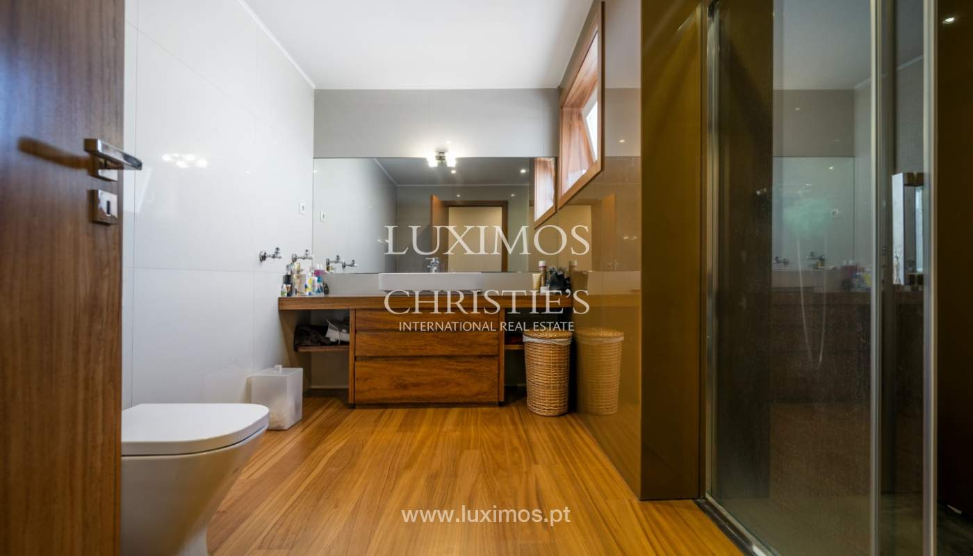 Sale of luxury villa w/ pool and ocean views, V. N. Gaia, Portugal_103794