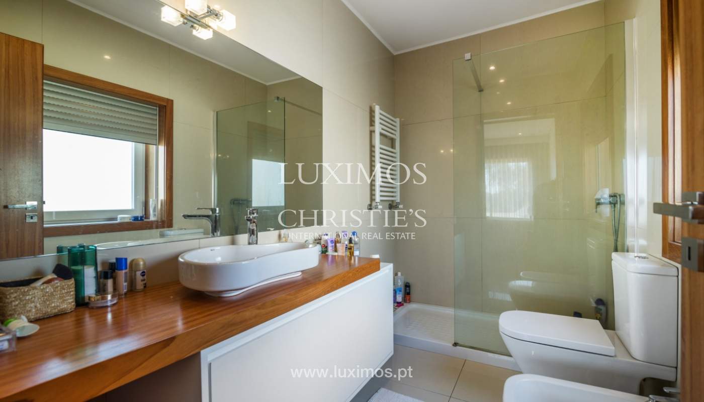 Sale of luxury villa w/ pool and ocean views, V. N. Gaia, Portugal_103795