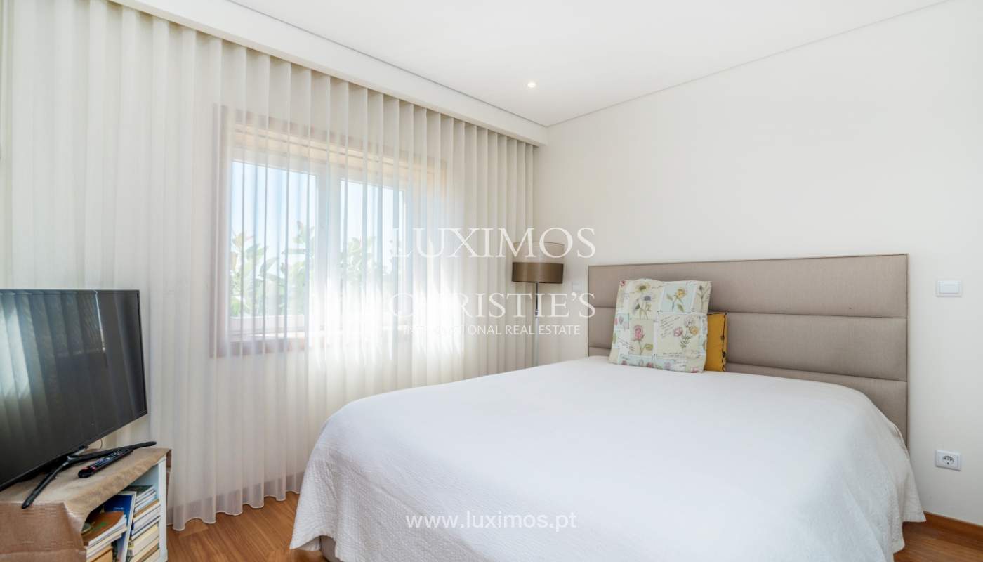 Sale of luxury villa w/ pool and ocean views, V. N. Gaia, Portugal_103796