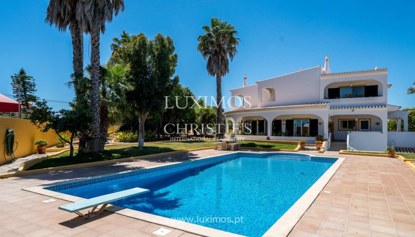 Sale of villa with pool in Porches, Lagoa, Algarve, Portugal