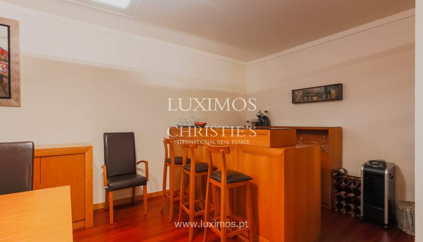 Venda de apartamento de luxo em condomínio com piscina, Lordelo do Ouro_104709