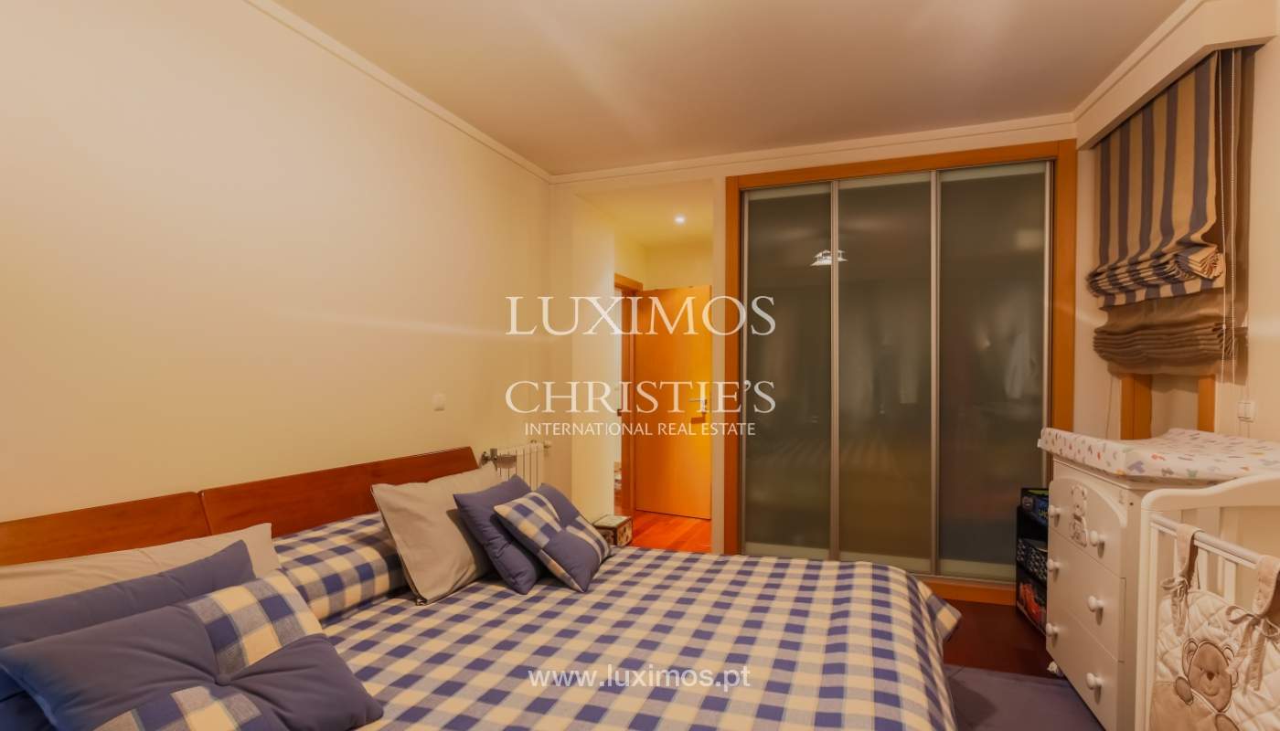 Venda de apartamento de luxo em condomínio com piscina, Lordelo do Ouro_104723