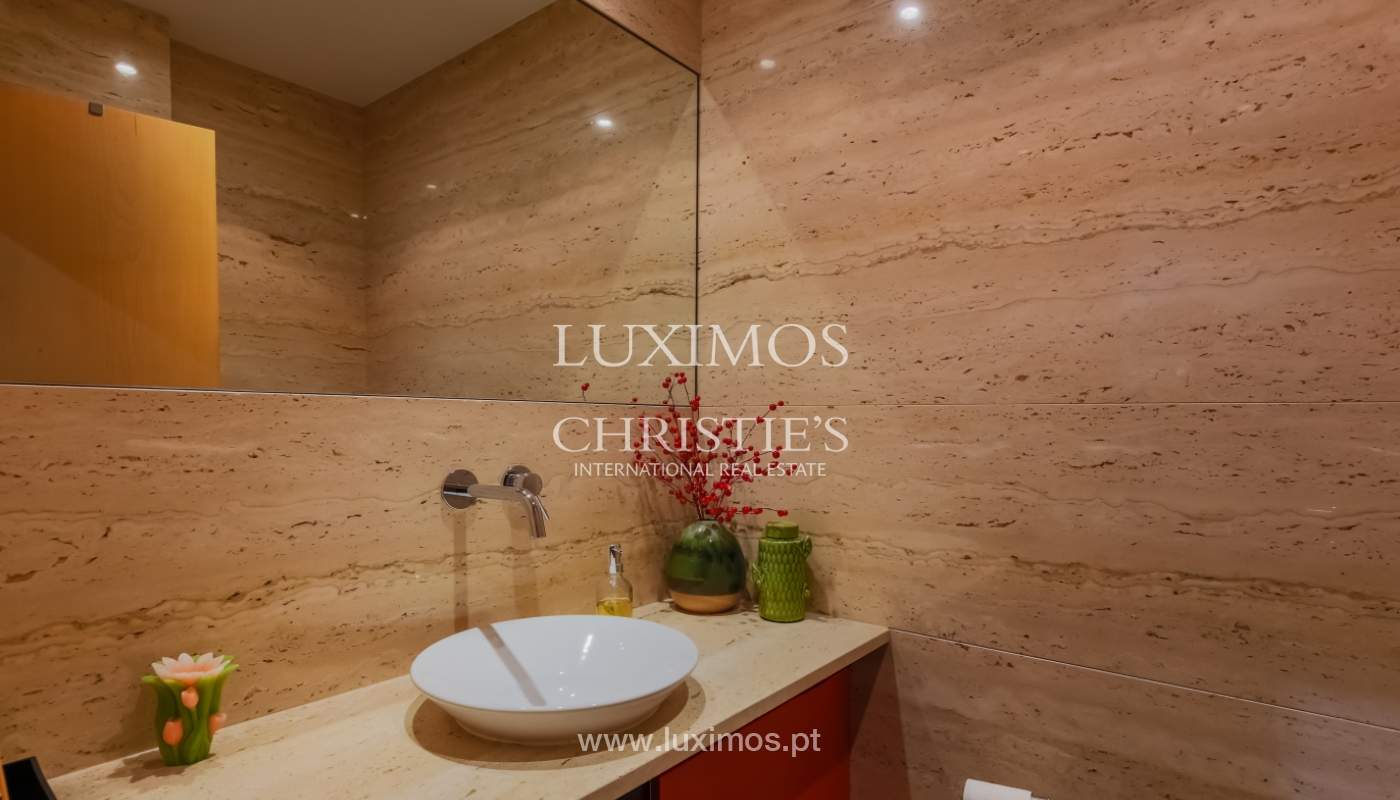 Venda de apartamento de luxo em condomínio com piscina, Lordelo do Ouro_104740