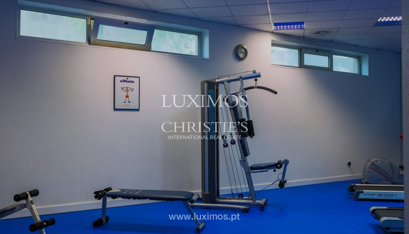 Venda de apartamento de luxo em condomínio com piscina, Lordelo do Ouro_104745