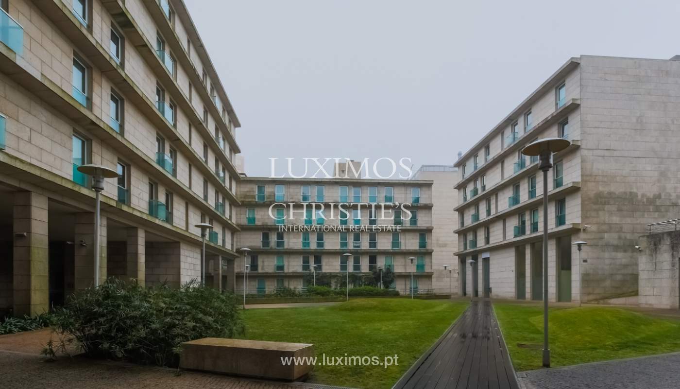 Venda de apartamento de luxo em condomínio com piscina, Lordelo do Ouro_104746