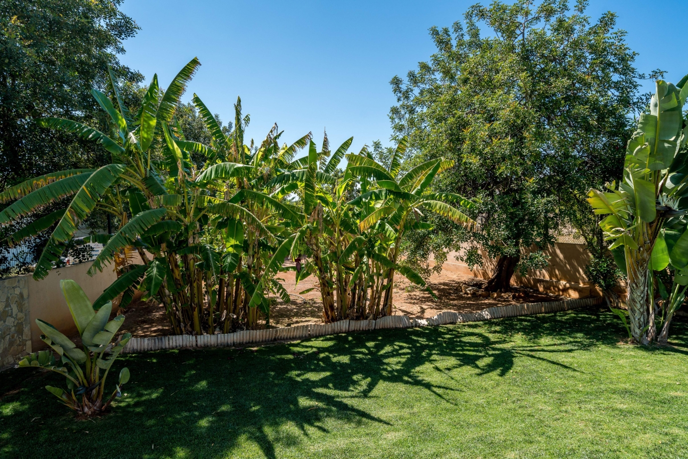 Villa à vendre avec piscine, Quarteira, Algarve, Portugal_105135