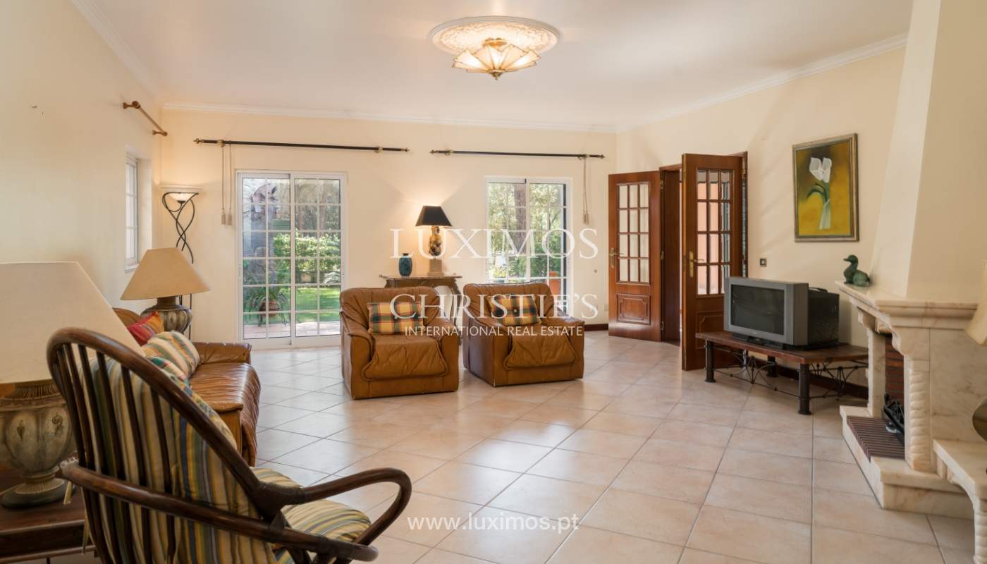 Sale of villa by golf course in Vilamoura, Algarve, Portugal_105425