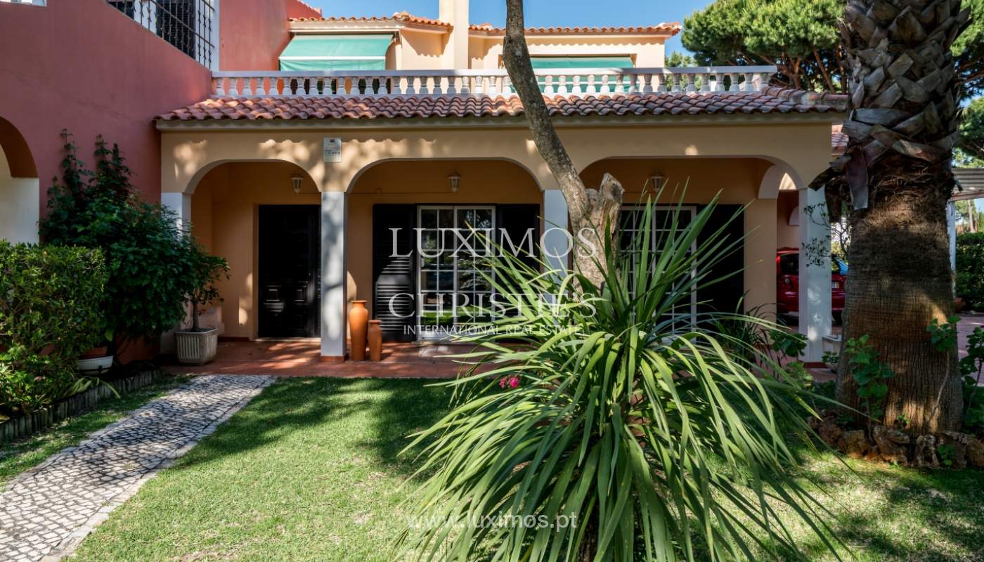 Sale of villa by golf course in Vilamoura, Algarve, Portugal_105448
