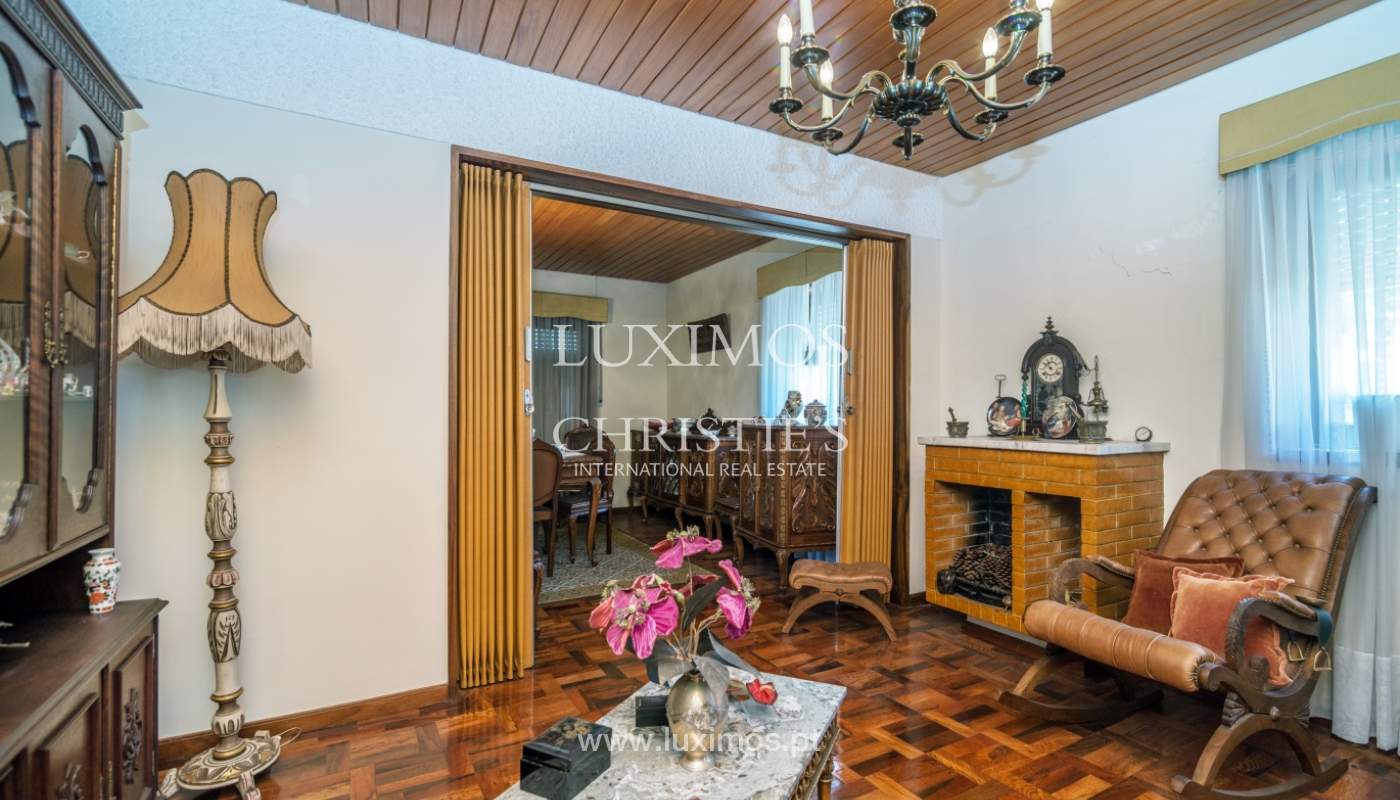 Venda de moradia de 4 frentes com jardim, Madalena, V. N. Gaia, Porto_106215