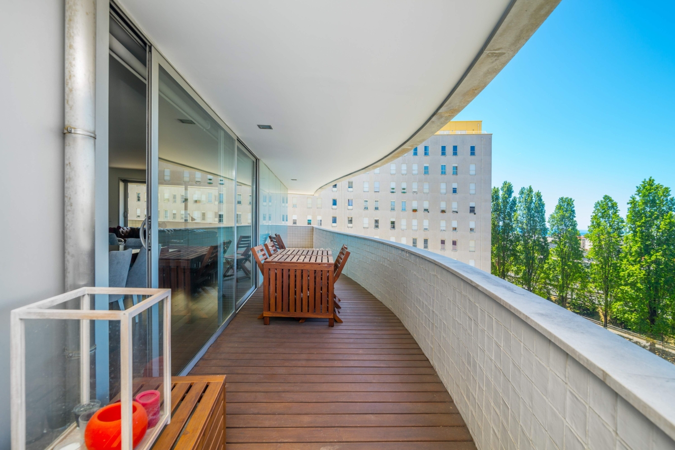 Venda de apartamento de luxo com boas áreas e varanda, Boavista, Porto_106764