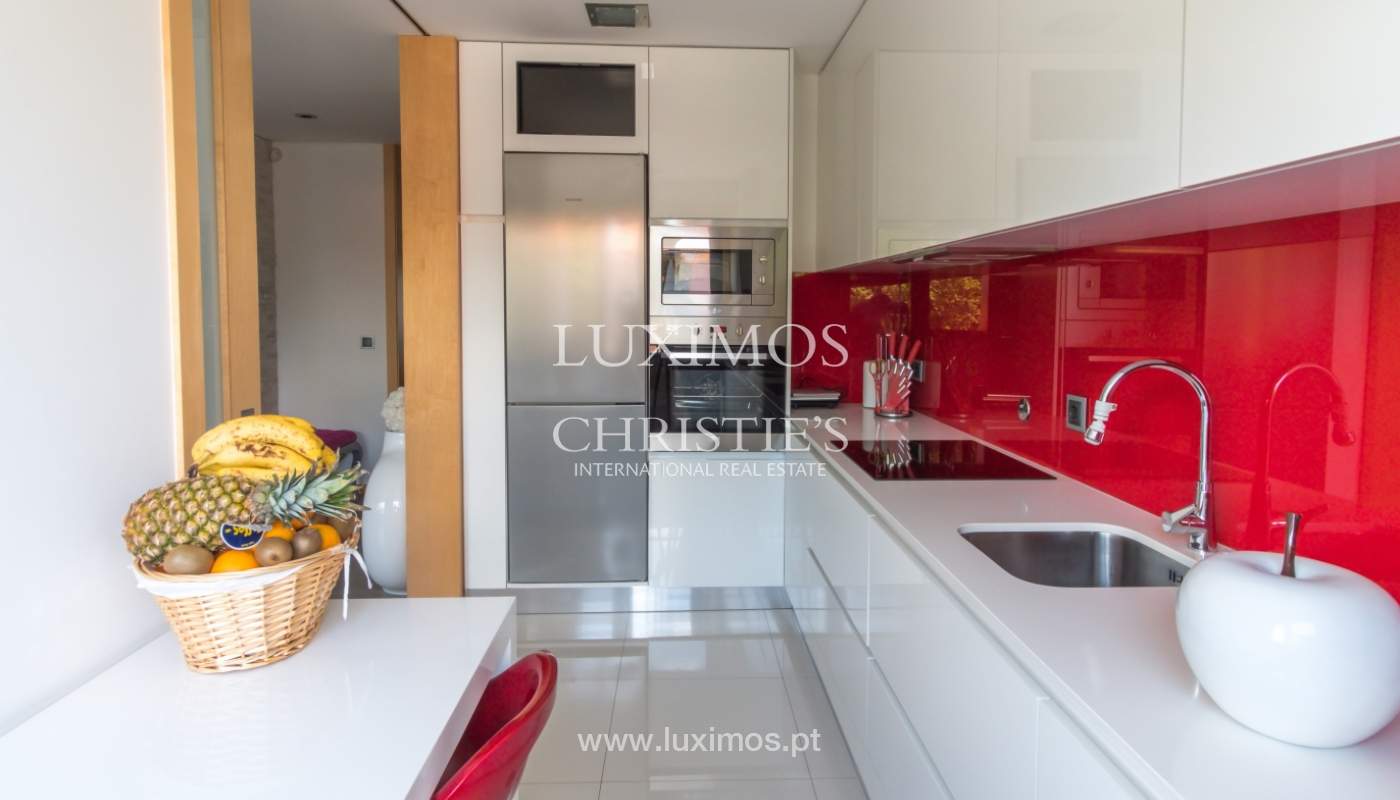 Appartement duplex contemporain, avec une terrasse, Porto, Portugal_106798