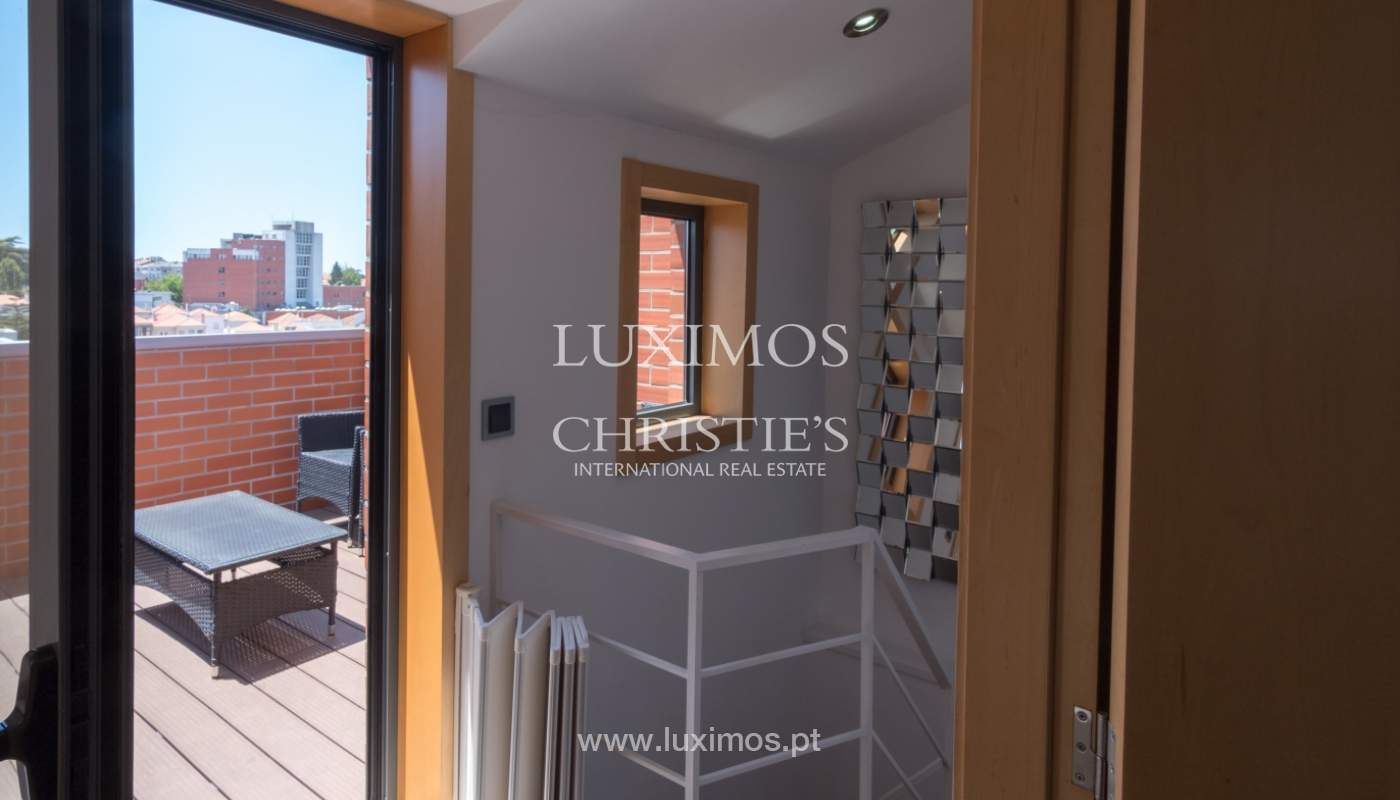 Appartement duplex contemporain, avec une terrasse, Porto, Portugal_106833