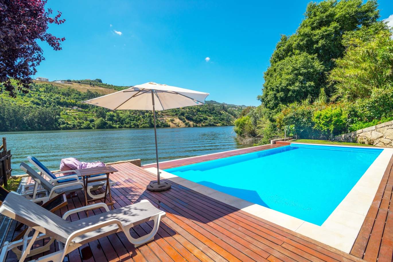 Fabulous waterfront estate for sale, pool and garden, Baião, Portugal_107039