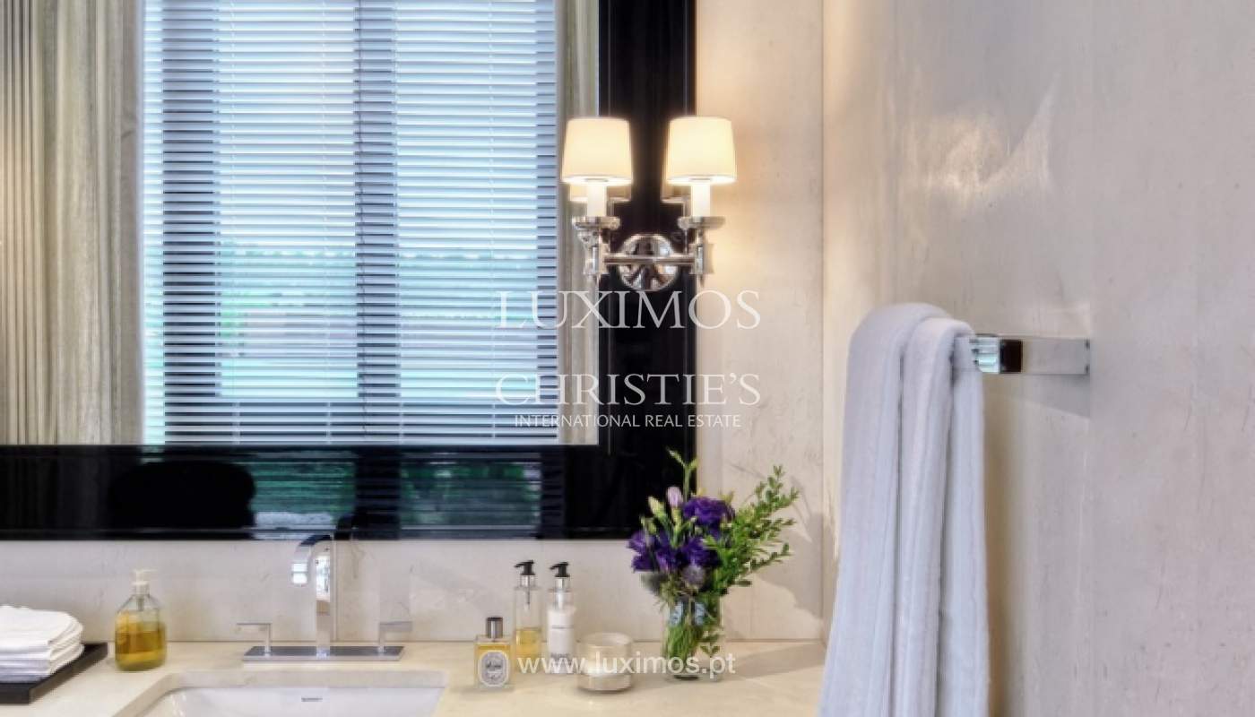 Luxus-villa komplett eingerichtet mit gepflegten Gärten und einem swimming-pool in Vila do Conde, Porto, Portugal_107146