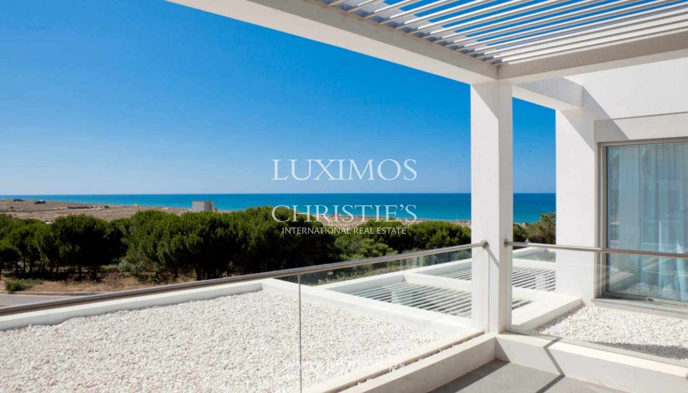 Venda de moradia junto ao mar em Vale do Lobo, Algarve