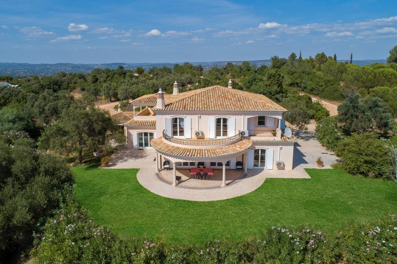 Verkauf Villa mit pool und Meerblick in Silves, Algarve, Portugal_110410