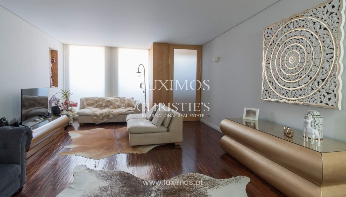 Moradia com jardim para venda em Leça da Palmeira, Porto_110906