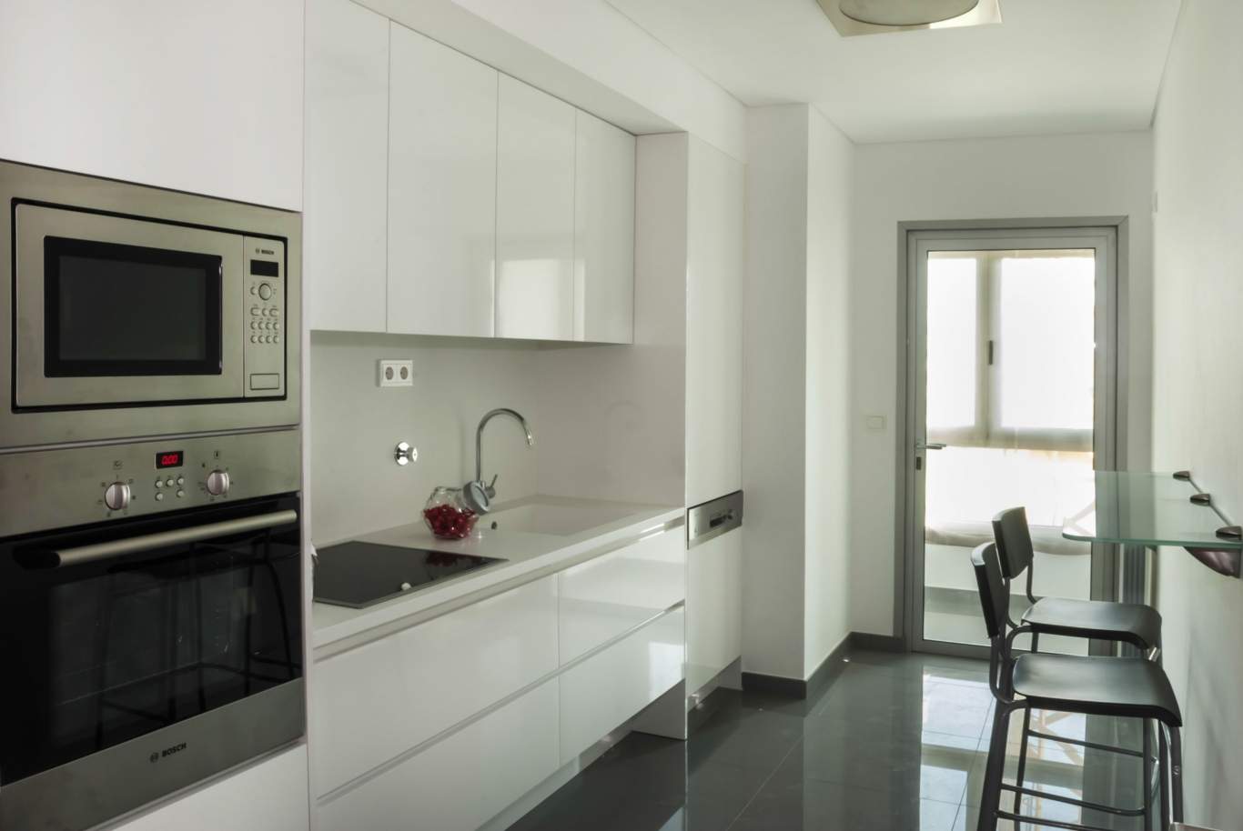Apartamento T2, para arrendamento, junto à Boavista, Porto, Portugal_112577