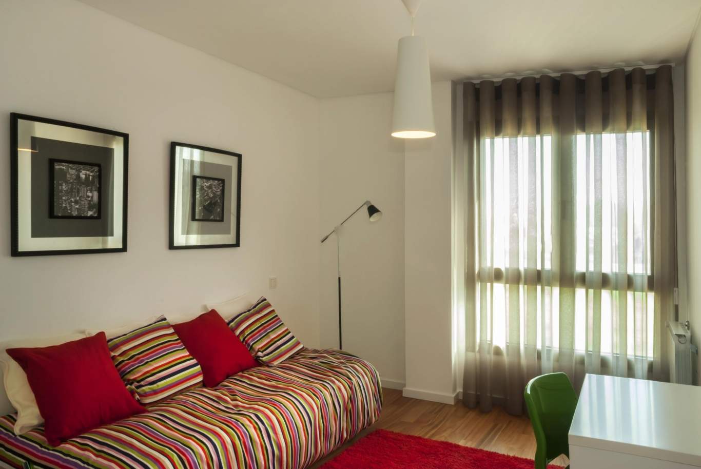 Apartamento T2, para arrendamento, junto à Boavista, Porto, Portugal_112579