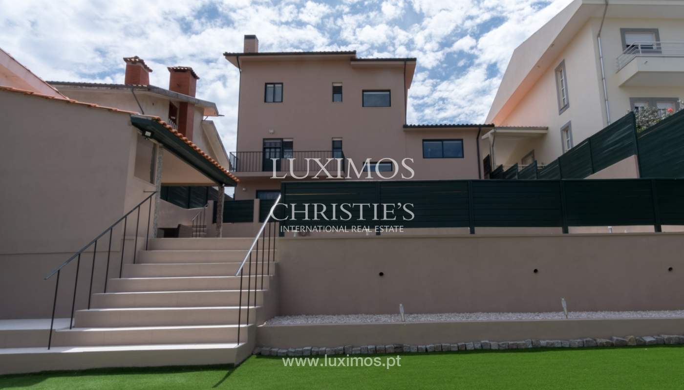 Sale of house with wonderful views to the sea and Porto, V. N. Gaia, Portugal_113274