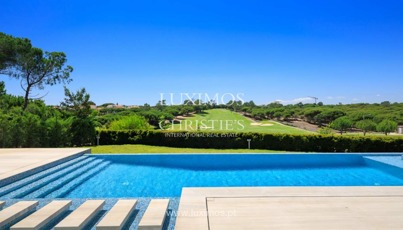Villa moderne à vendre sur le golf à Vale do Lobo, Algarve, Portugal_113881