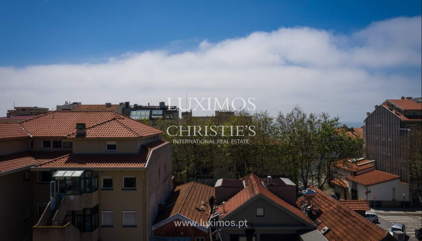 Venda de novo apartamento de luxo, com varanda, na Foz do Douro, Porto_114328