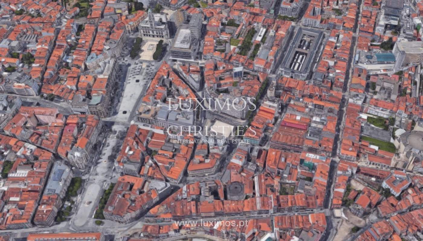 Bâtiment à vendre, situé dans un emplacement central de Porto, Portugal_114359
