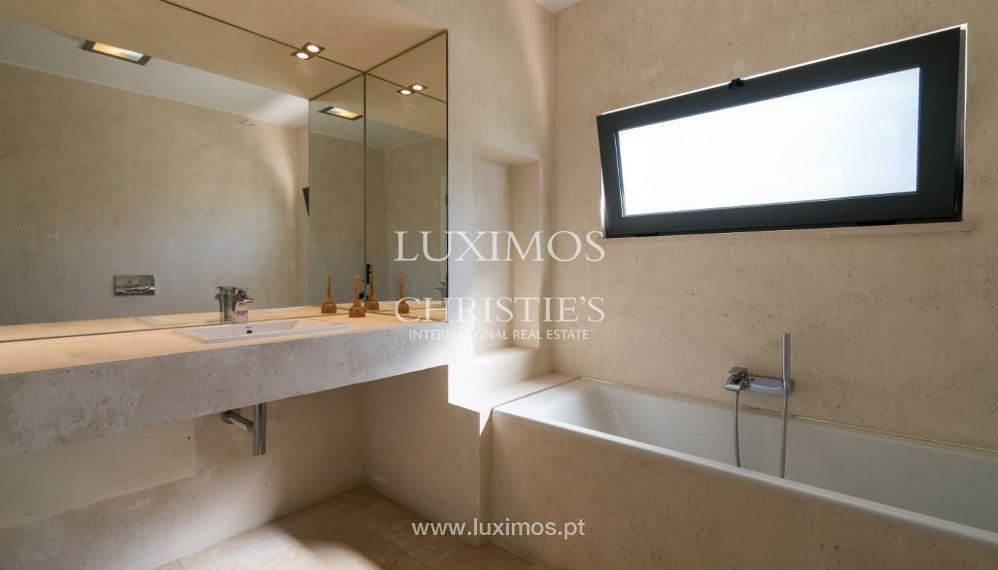 Venda de moradia com piscina, frente golfe em Vilamoura, Algarve_116052