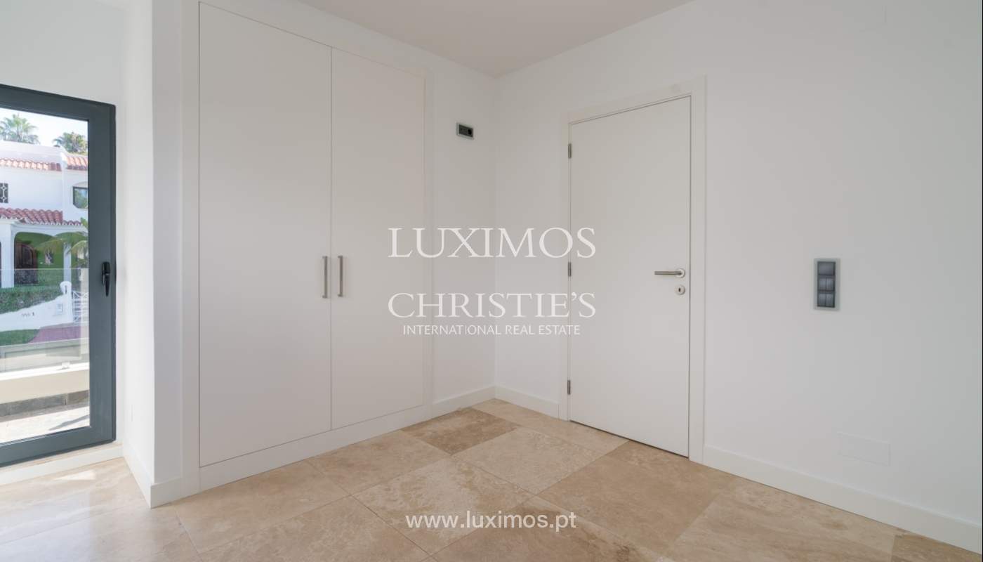 Venda de moradia com piscina, frente golfe em Vilamoura, Algarve_116053
