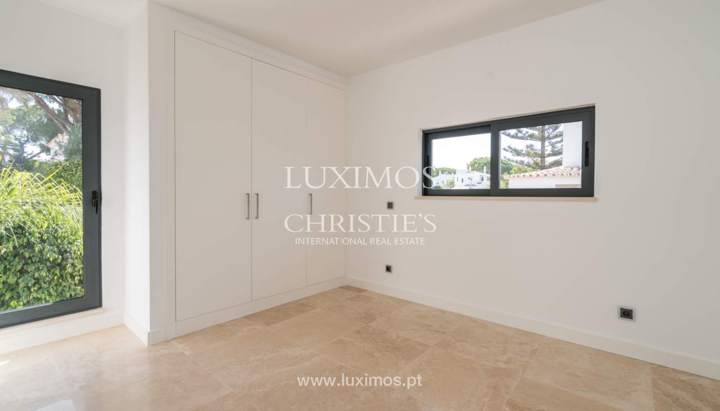 Venda de moradia com piscina, frente golfe em Vilamoura, Algarve_116057