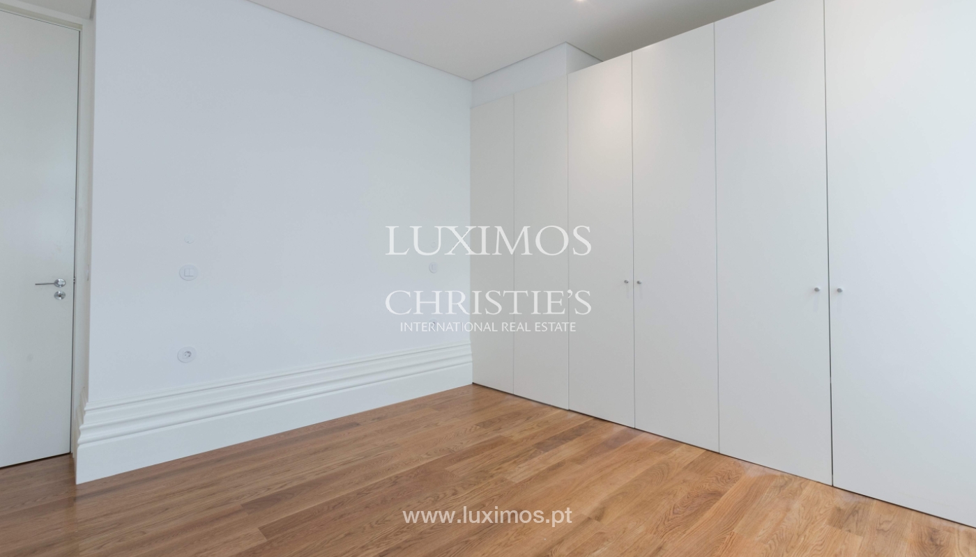 Arrendamento de apartamento novo no centro do Porto_117985