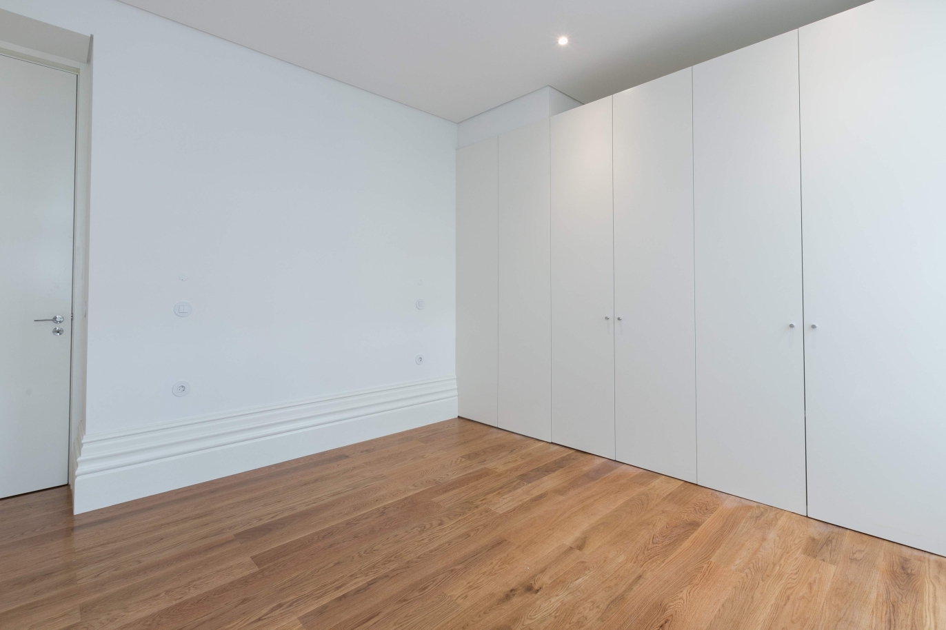 Der Mietvertrag für die neue Wohnung im Zentrum des Hafens_117985