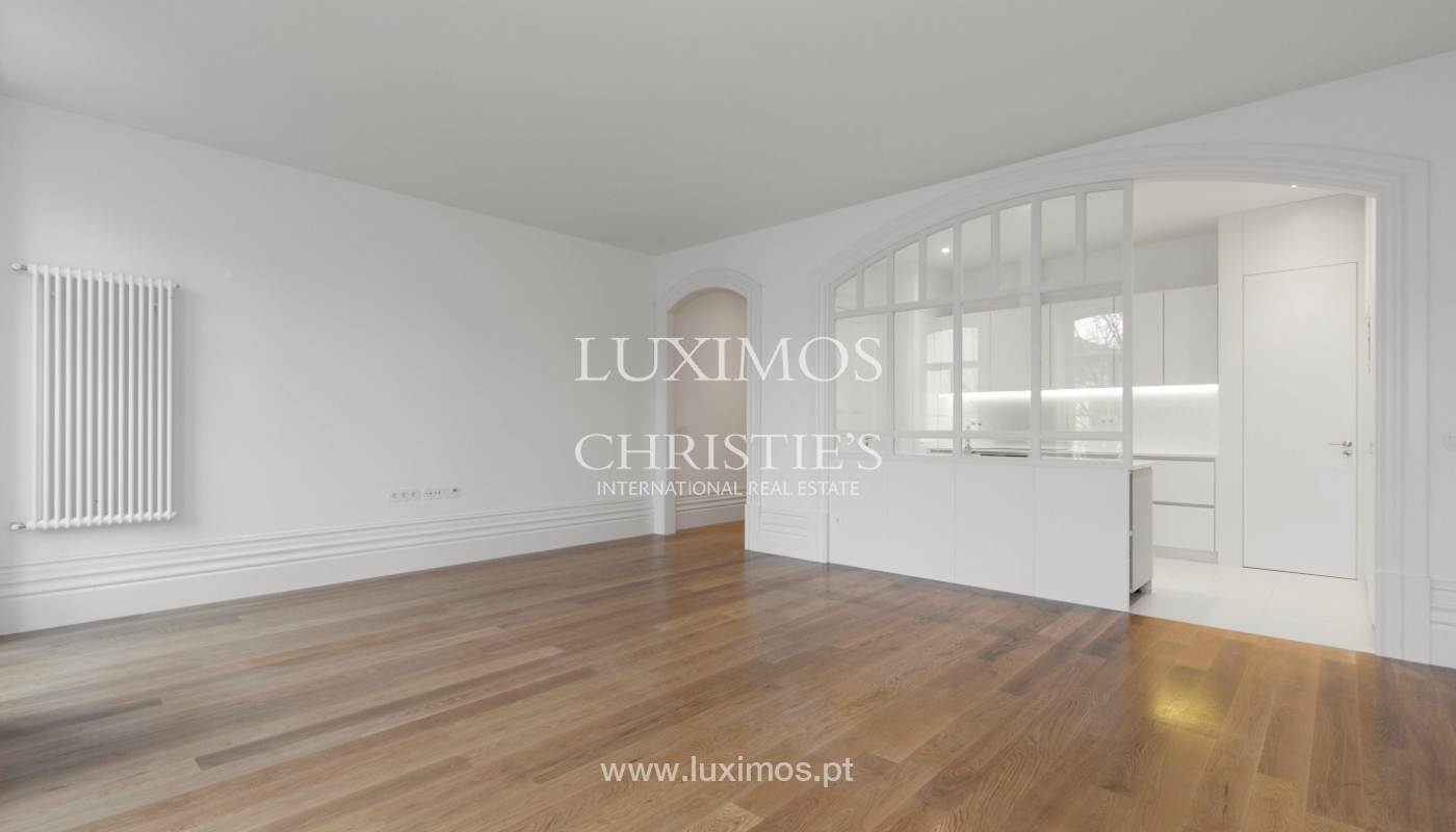 Arrendamento de apartamento novo no centro do Porto_117995