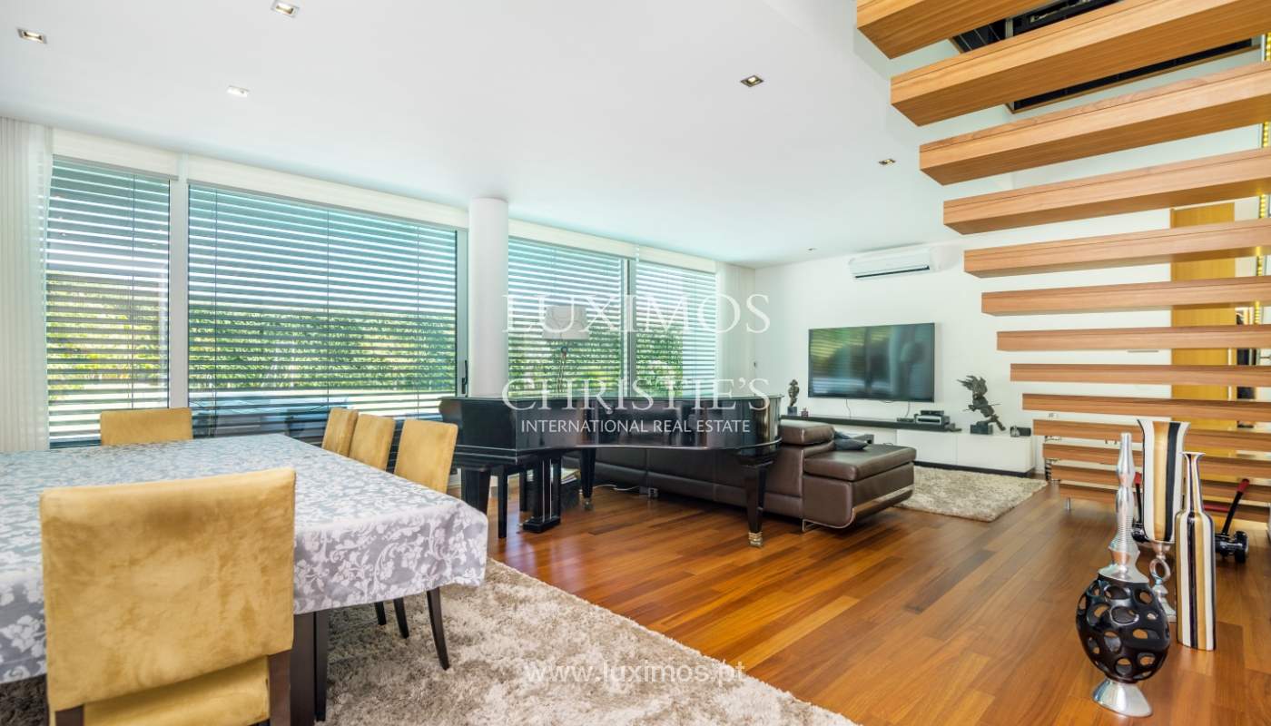 Venta de villa contemporánea con jardín y piscina, V.N. Gaia, Portugal_118121