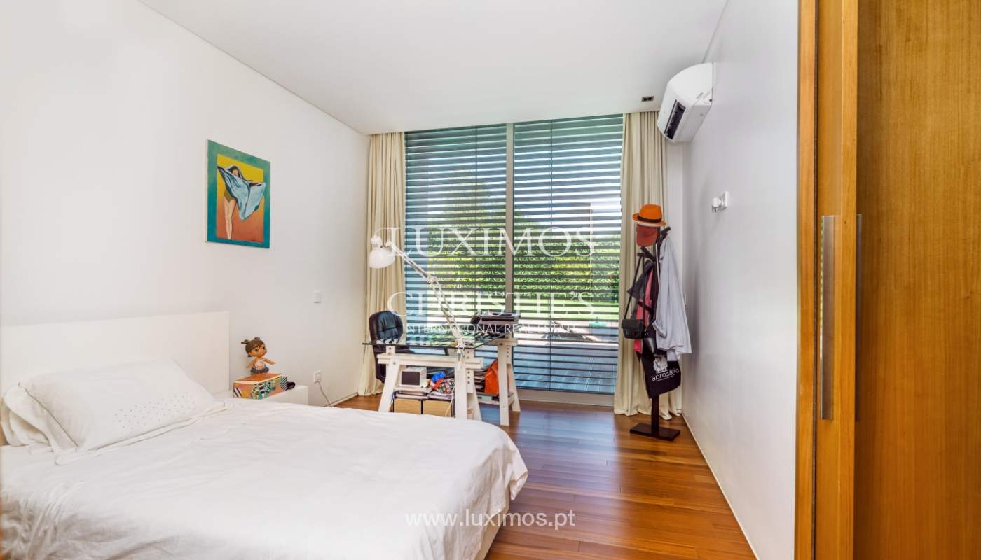 Venta de villa contemporánea con jardín y piscina, V.N. Gaia, Portugal_118128