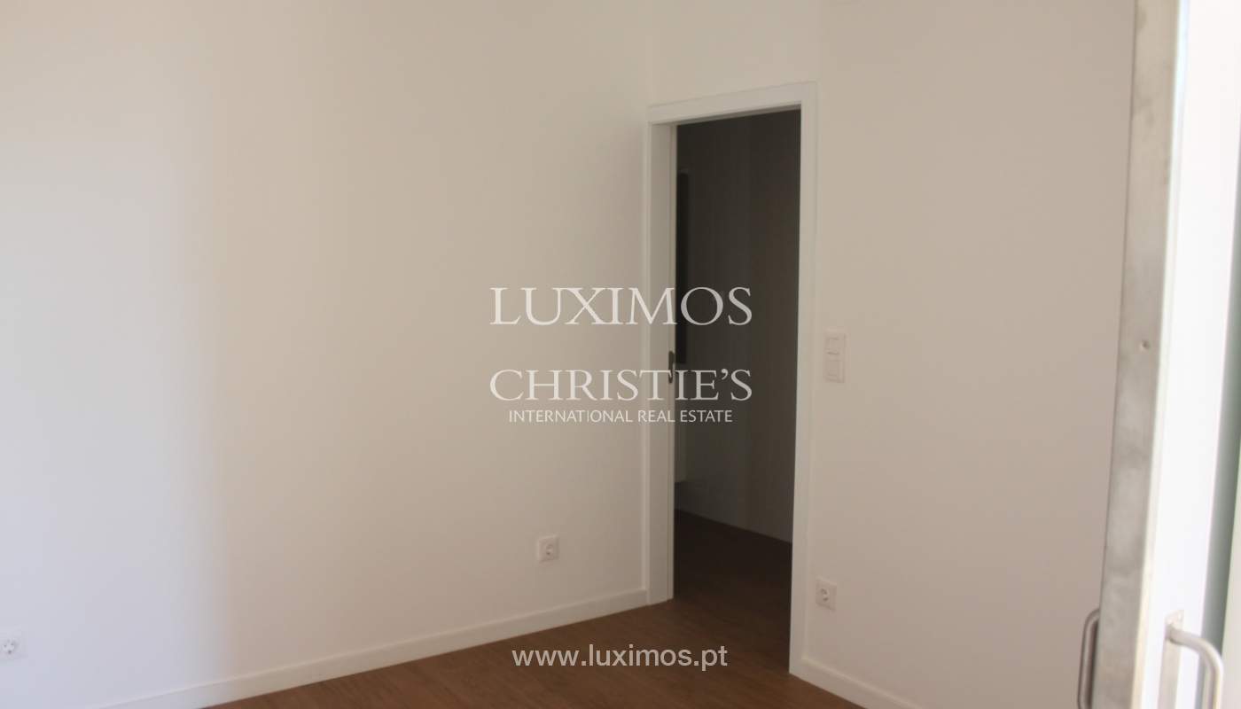 Apartamento novo com varanda para venda no centro do Porto_118557