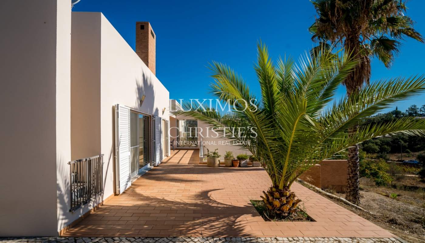 Villa for sale in Porches, Lagoa, Algarve, Portugal