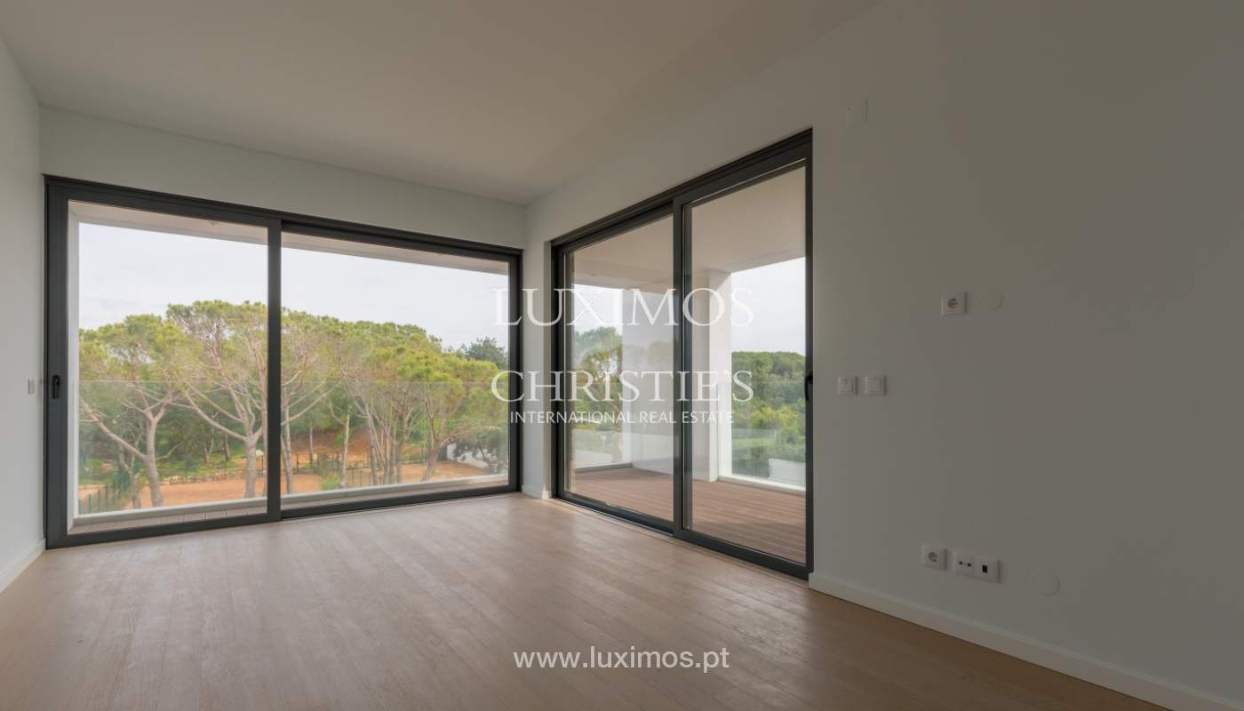 Venda de moradia perto do mar, com piscina e terraço, Algarve,Portugal_121440