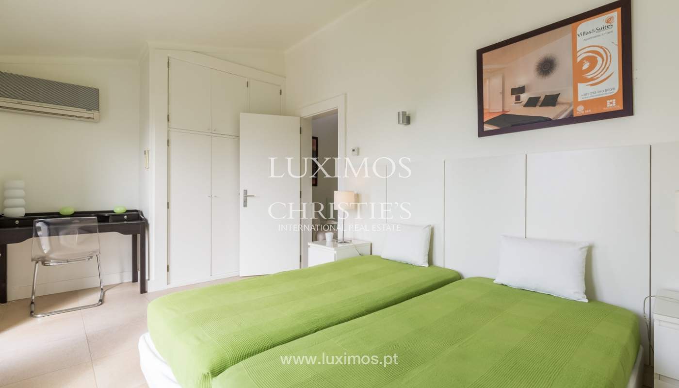 Venda de moradia com piscina, vista para a marina, Vilamoura, Algarve_121451