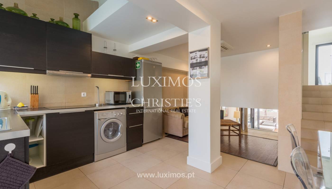 Venda de moradia com piscina, vista para a marina, Vilamoura, Algarve_121460