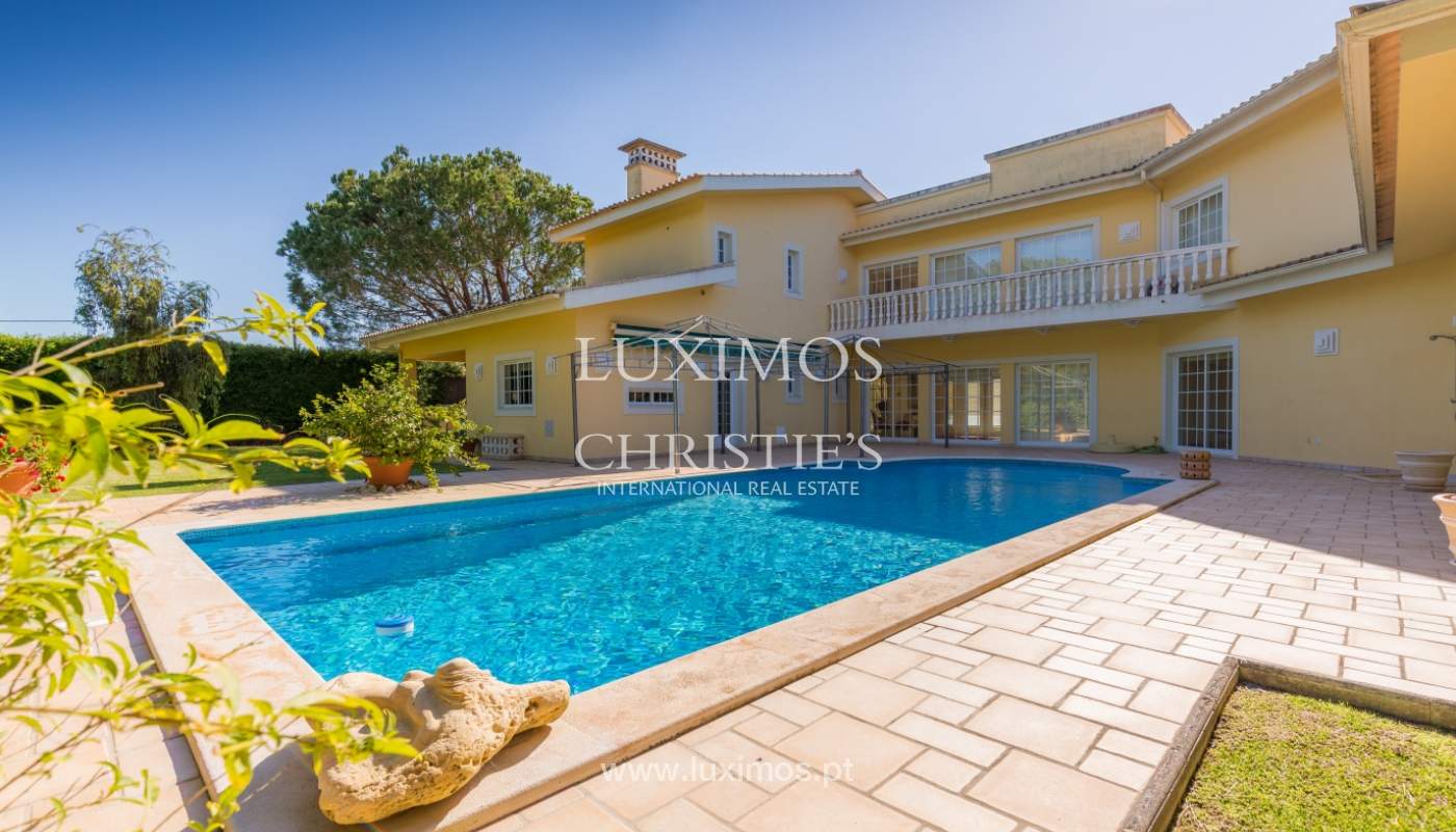 Moradia à venda, piscina e jardim, perto do golfe, Vilamoura, Algarve_121506