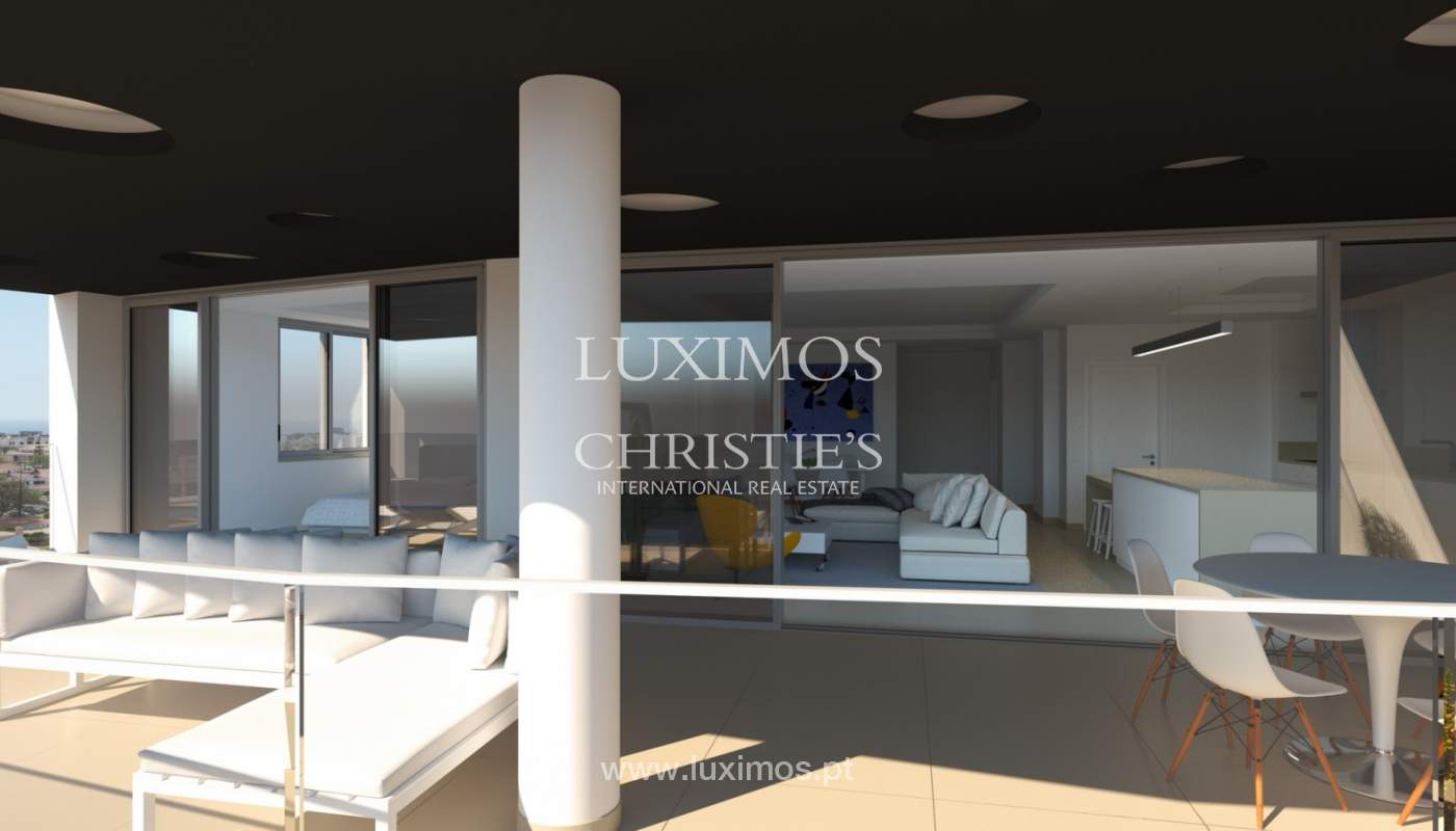 Venda de apartamento novo, com piscina e vistas de mar, Lagos, Algarve_121611