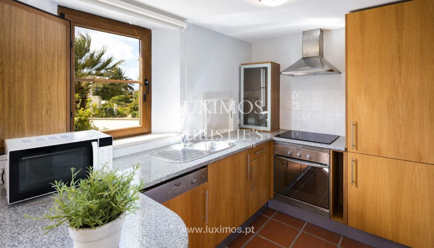 Venda de moradia com piscina e jardim, perto da praia, Lagos, Algarve_122340