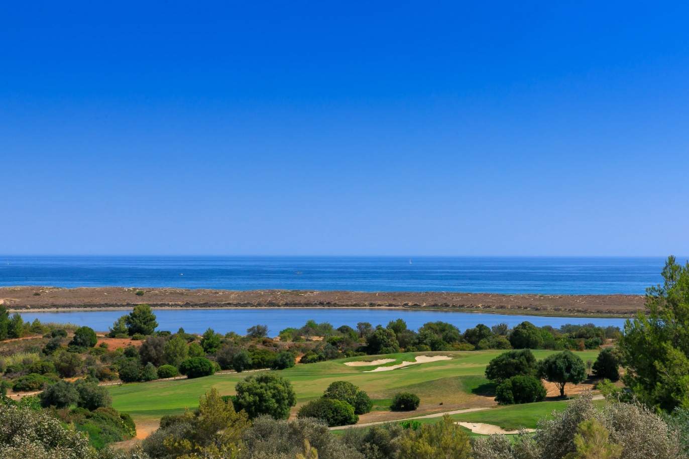 Terrain à vendre dans un complexe de golf, Lagos, Algarve, Portugal_122919